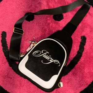 NWT JUICY COUTURE LIQUORICE RAISING STAR SLING BAG BLACK FELT JUICY EMBROIDERY